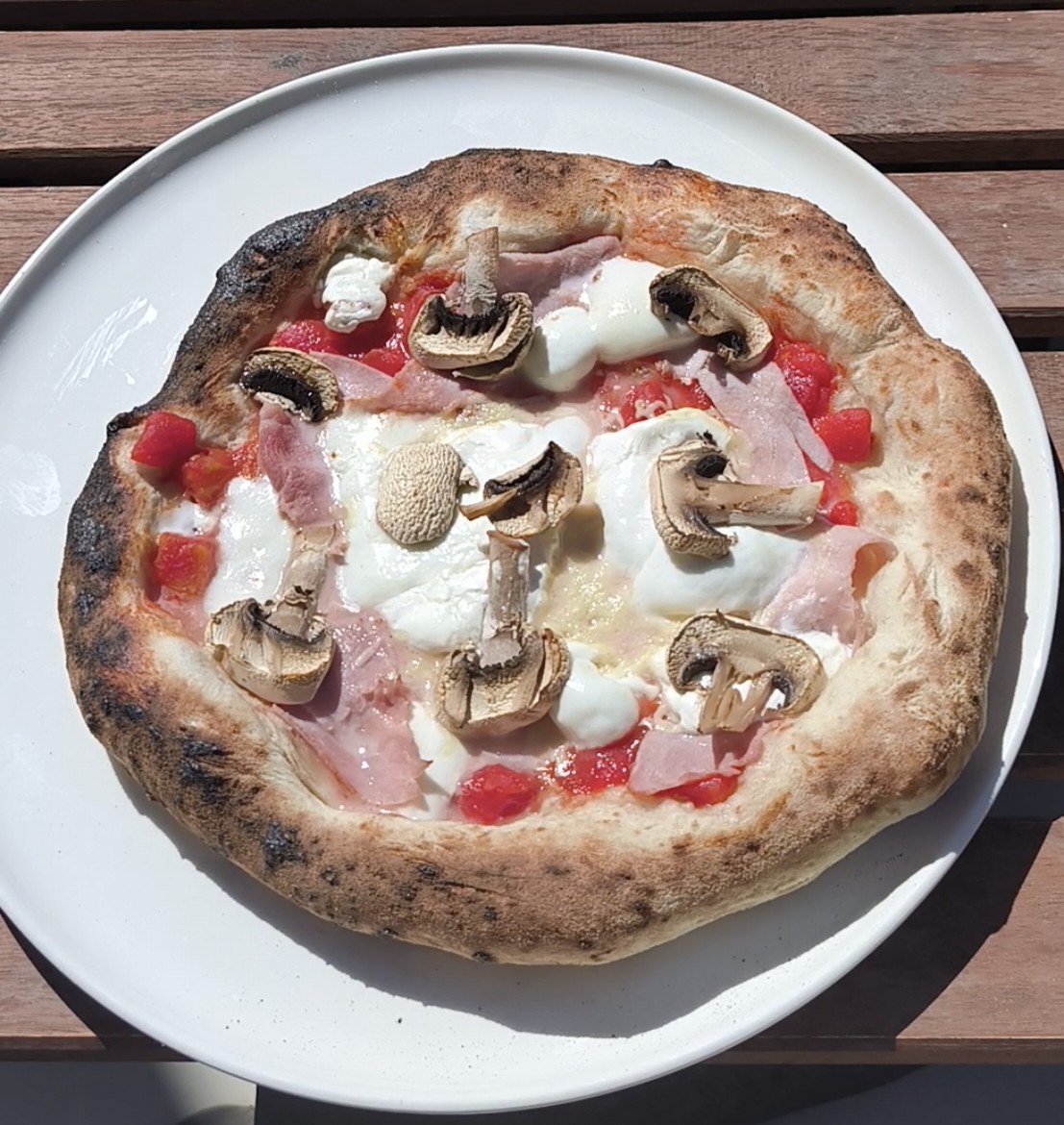 Pizza Reine